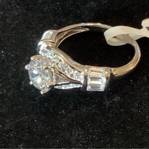 NWT. Sterling Silver Size 10 Diamond Simulant Bella Luce CZ Ring